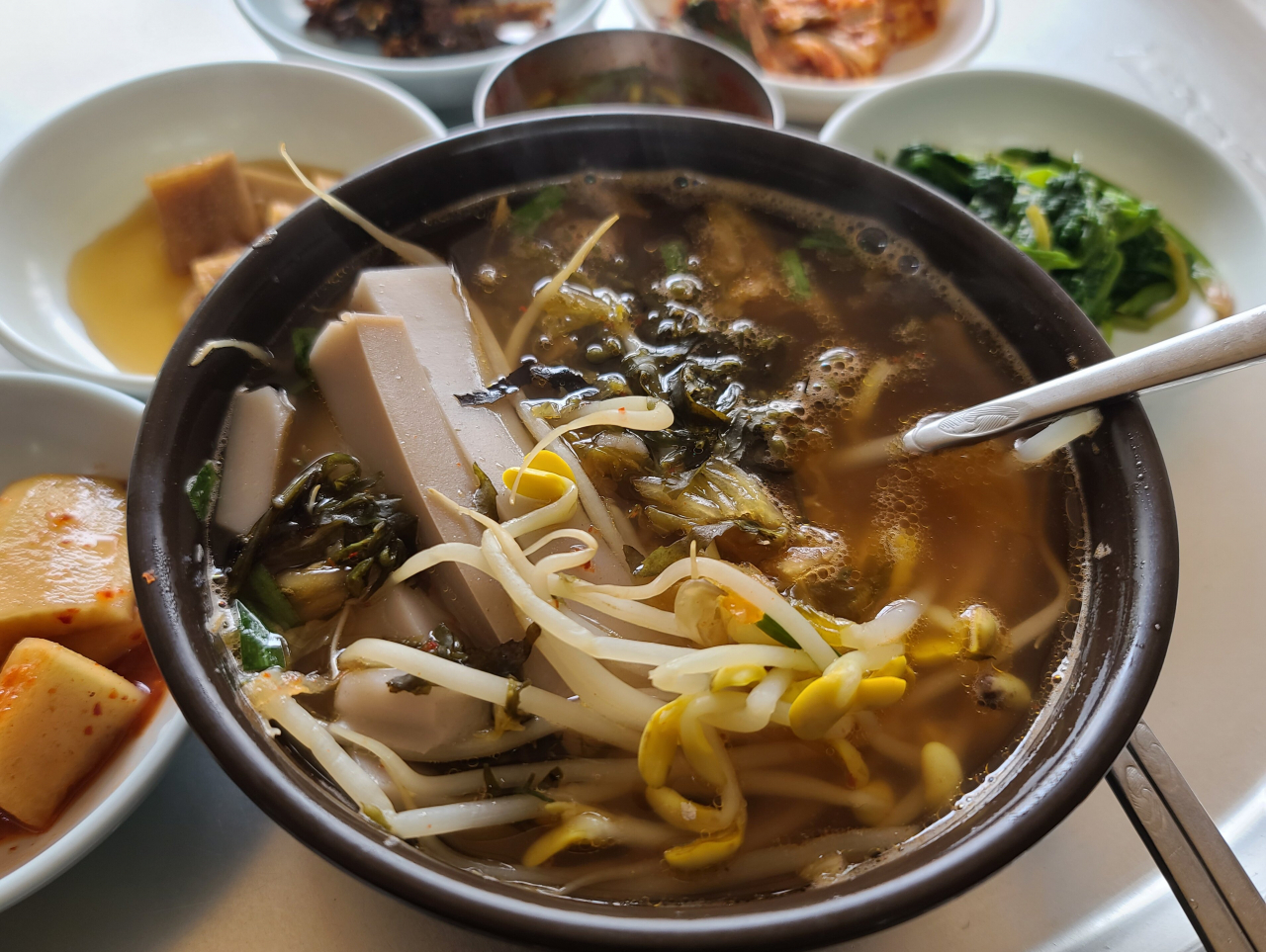 경주 팔우정거리 메밀묵해장국