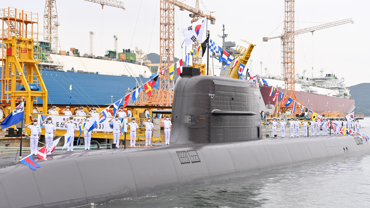 South Korea reveals its Dosan Ahn Chang-ho submarine, the country’s first 3,000-ton underwater vessel capable of carrying ballistic missiles, Aug. 13, 2021. (South Korea's Navy)