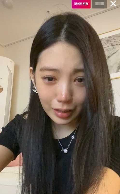 [리지 인스타그램 라이브 방송 캡쳐]