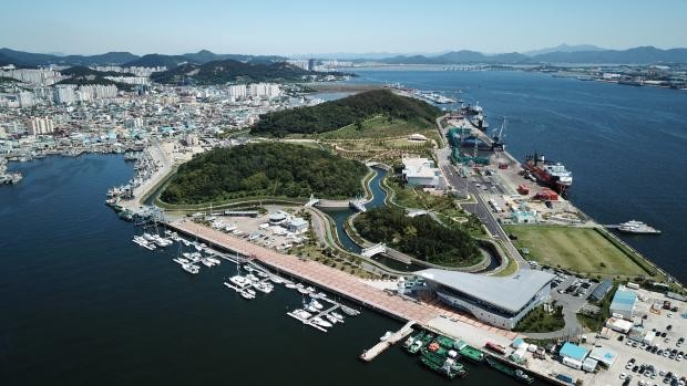 한국섬진흥원이 들어설 삼학도 전경