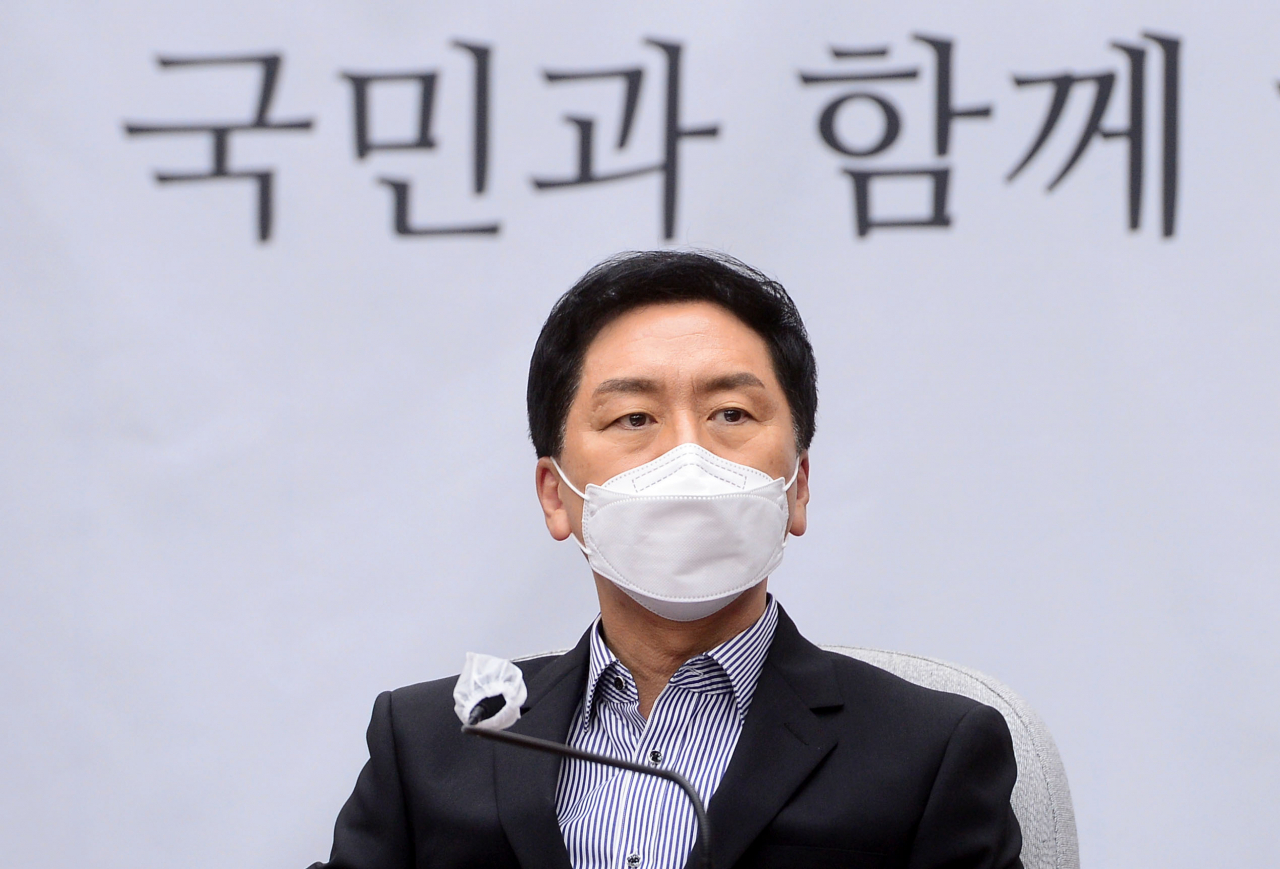 국민의힘 김기현 원내대표가 24일 서울 여의도 국회에서 열린 원내대책회의에서 발언하고 있다. [연합]