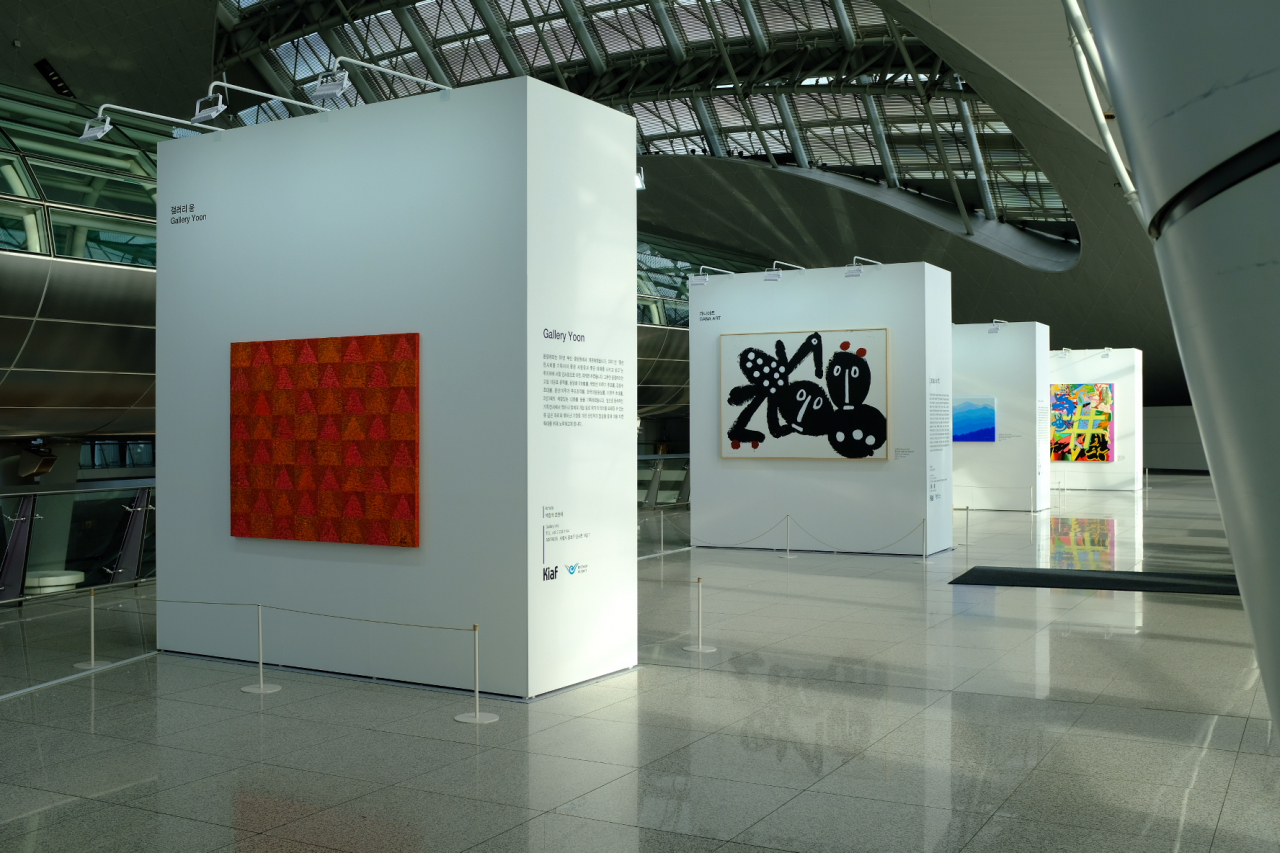 ‘We Connect Art & Future, KIAF and Incheon Airport’ 전시장 전경 [한국화랑협회 제공]
