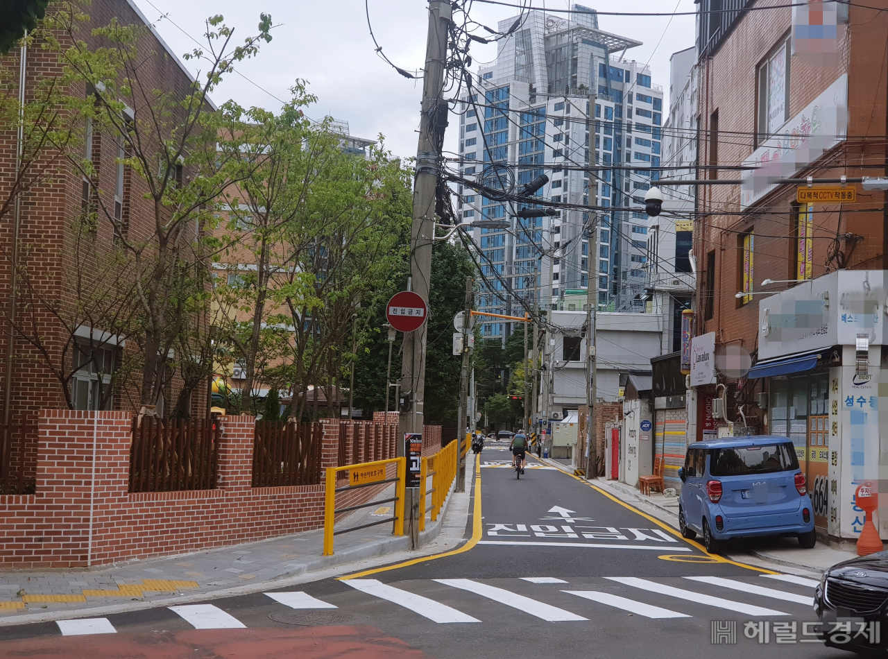 경동초 앞 통학로가 확보된 모습. [성동구 제공]
