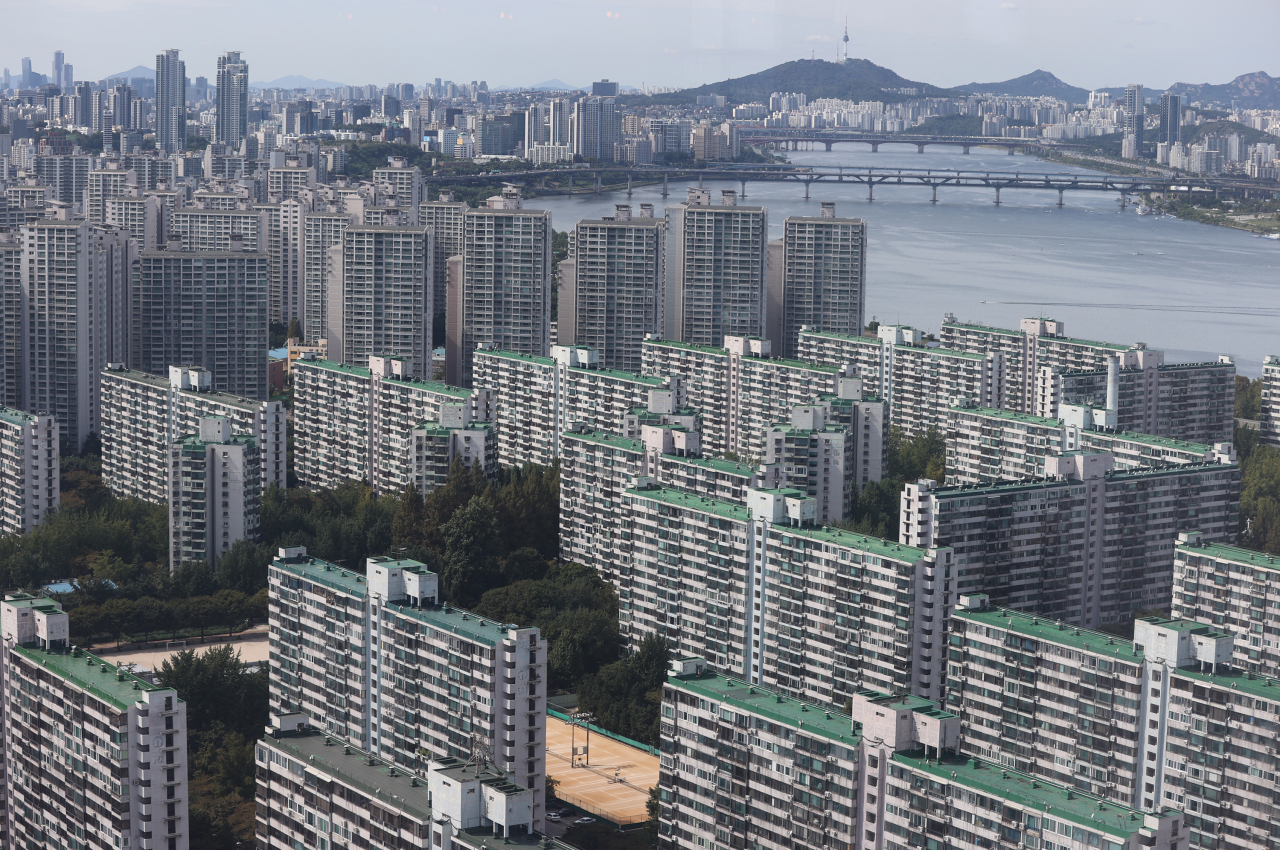 “부동산 오름세 꺾였다”는 경제부총리…시장에선 “속단 금물” [부동산360]