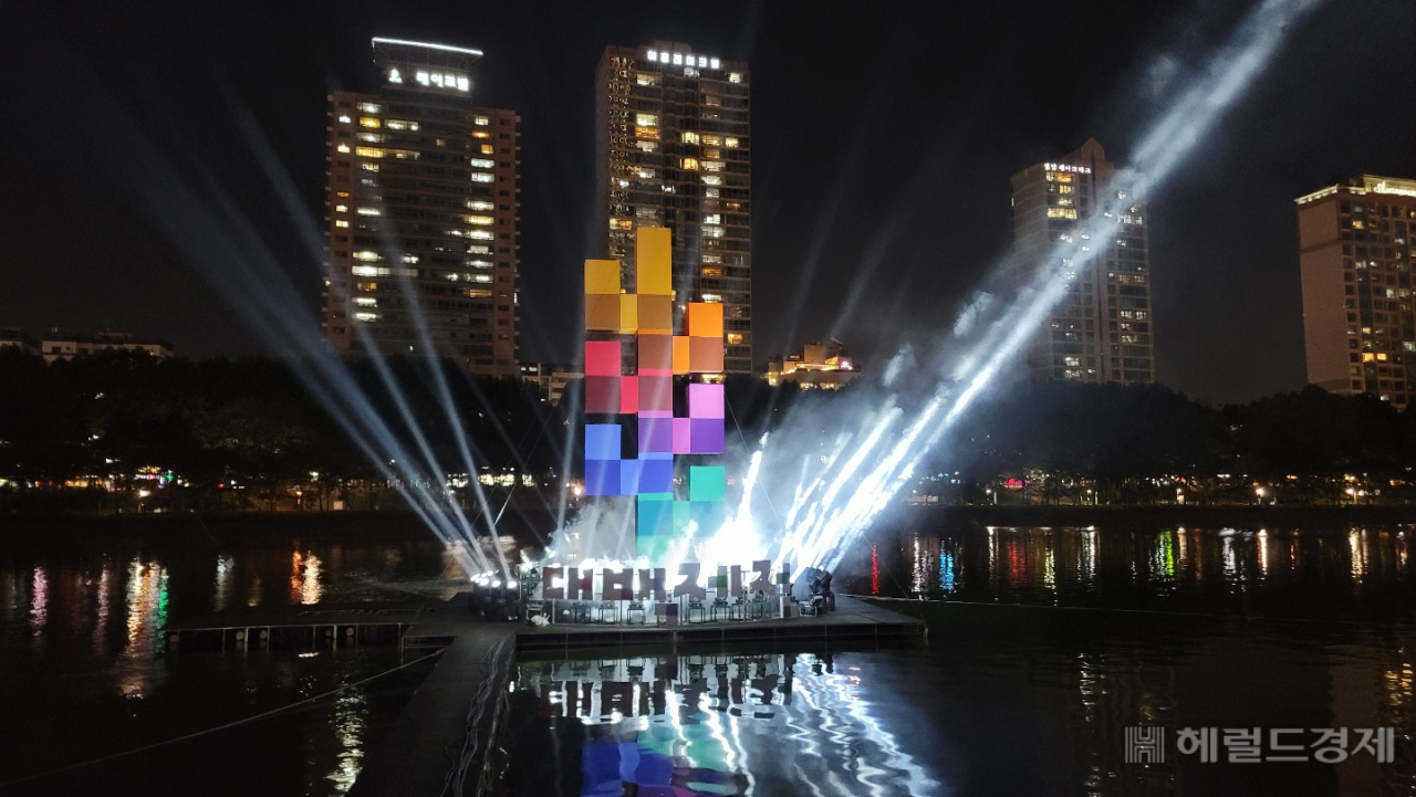 한성백제문화제 대백제전, 빛축제 칠지도. [송파구 제공]