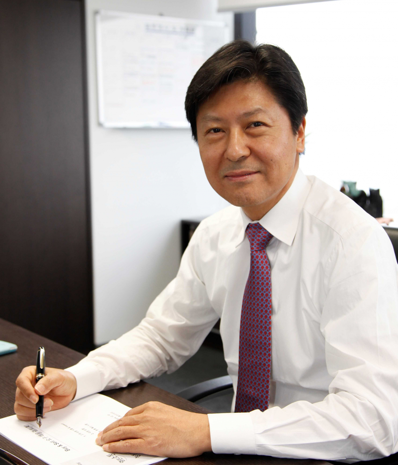 5일 ‘제12회 디스플레이의 날’에서 최고영예인 은탑 산업훈장을 수상한 최형석 LG디스플레이 부사장. [LG디스플레이 제공]