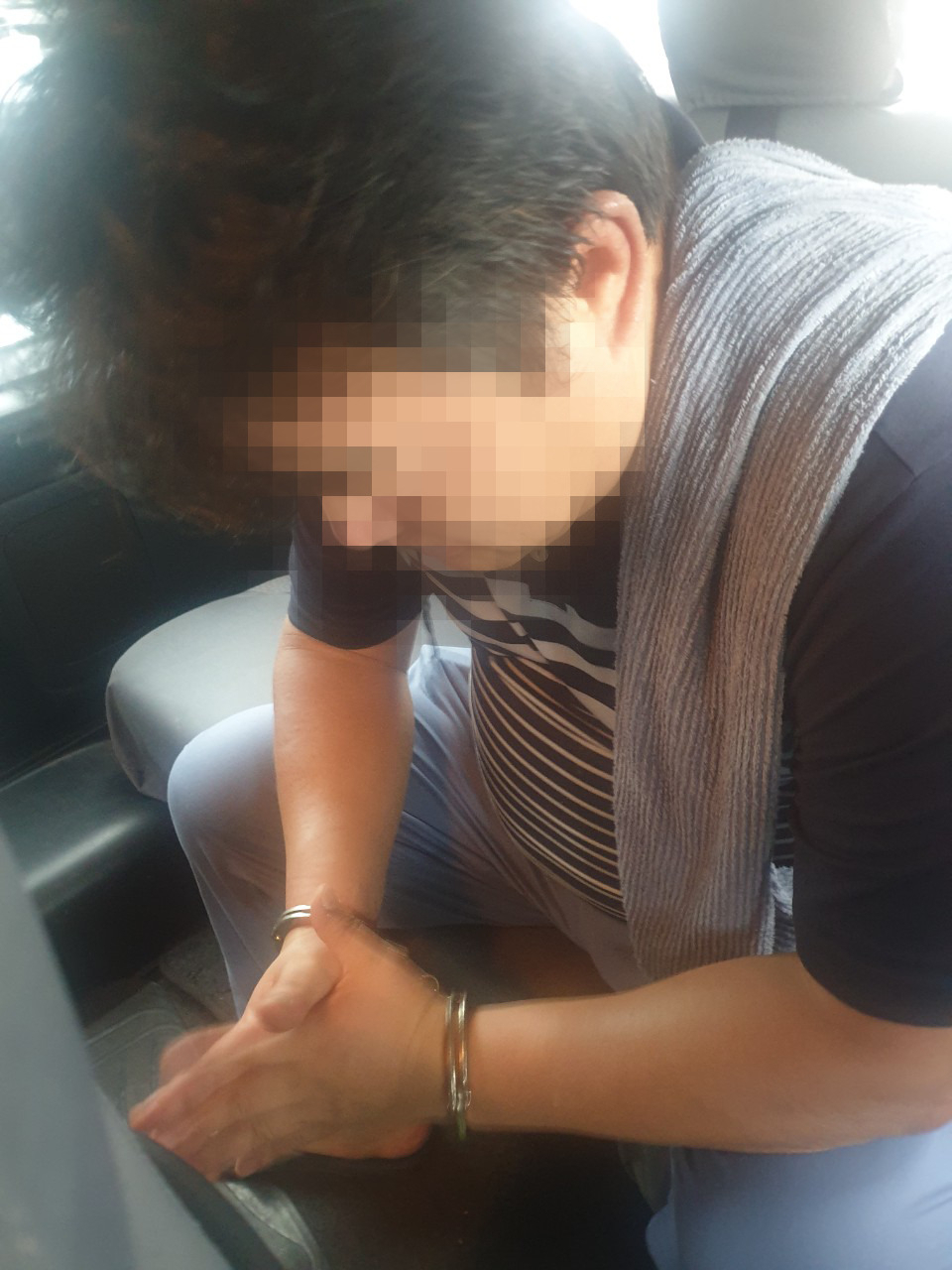 ‘김미영 팀장’ 보이스피싱 조직 총책 A씨가 지난 4일(현지시간) 필리핀에서 검거된 모습. [경찰청 제공]