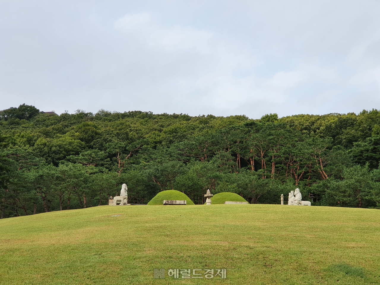 김포 장릉. 이민경 기자
