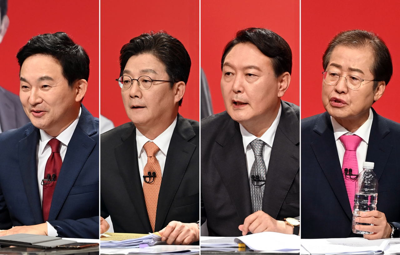 원희룡(왼쪽 사진부터), 유승민, 윤석열, 홍준표 국민의힘 대선 예비후보가 11일 오후 광주 서구 치평동 KBS 광주방송총국에서 호남권 합동토론회를 준비하고 있다. [연합]