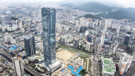 부산국제금융센터 전경 [부산시 제공]