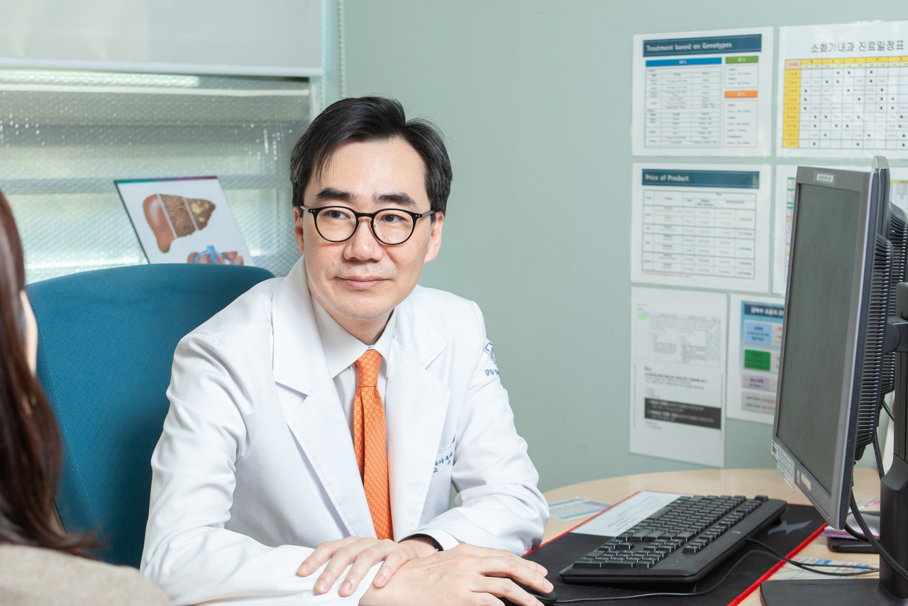 과거에는 개복 수술만이 위암의 표준적인 수술 방법이었지만 내시경 점막하 박리술을 통해 위의 기능을 온전하게 보존하고, 환자 삶의 질을 향상시키고 있다. 결국 조기 위암의 완치와 삶의 질이라는 두 가지 목표를 달성할 수 있다.