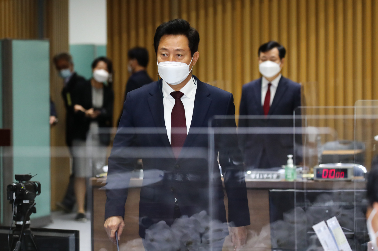 오세훈 서울시장이 20일 서울시청에서 열린 국회 국토교통위원회 서울시 국정감사에 출석했다. [연합]