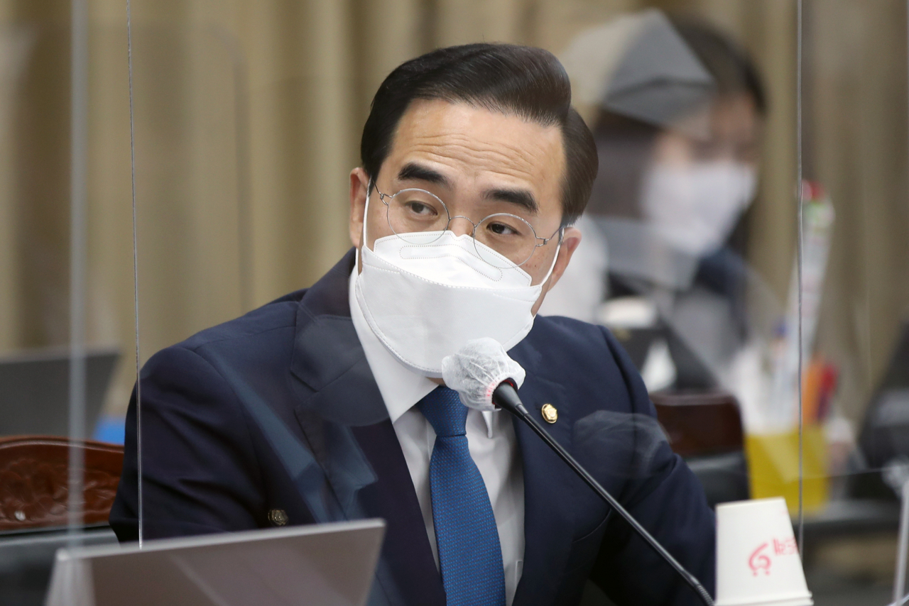 18일 오전 광주 북구 정부광주지방합동청사에서 열린 국회 기획재정위원회의 광주지방국세청 등에 대한 국정감사에서 더불어민주당 박홍근 의원이 질의하고 있다. [연합]