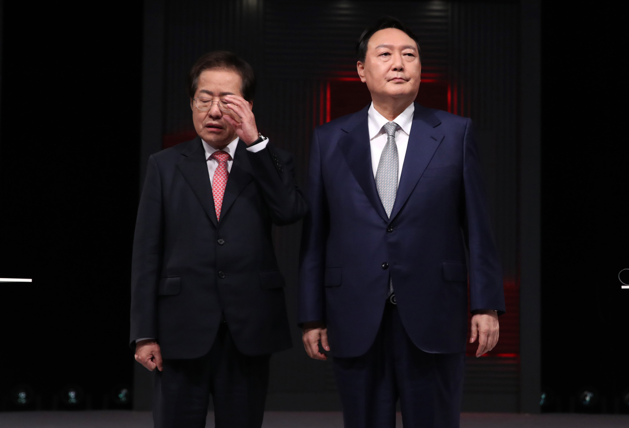 국민의힘 윤석열 전 검찰총장(오른쪽)과 홍준표 의원. [연합]