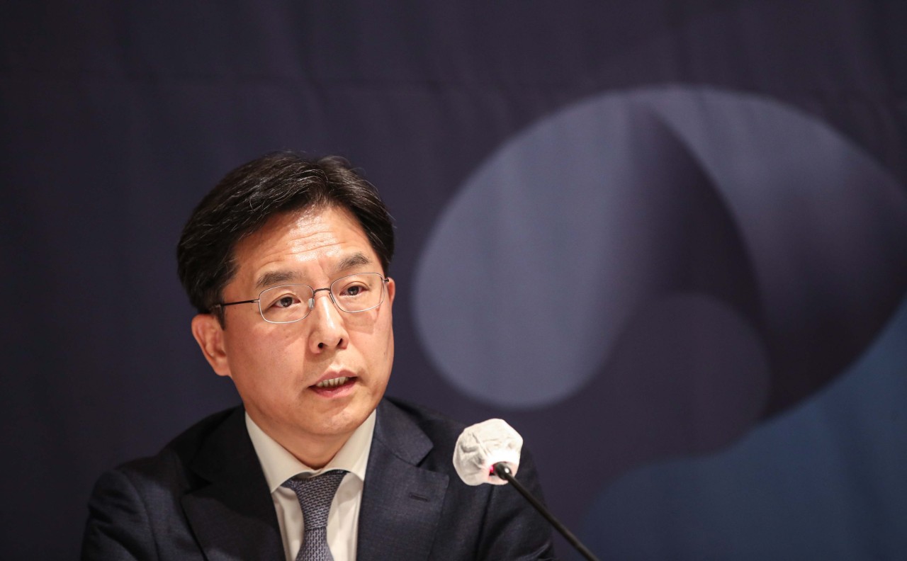 South Korea's chief nuclear envoy, Noh Kyu-duk, speaks during a forum organized by the Institute for National Security Strategy in Seoul on Monday. (Yonhap)