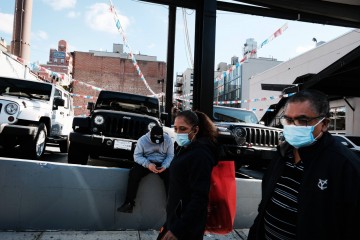 미국 상무부는 3분기 국내총생산(GDP) 증가율이 연율 2%로 집계됐다고 28일(현지시간) 밝혔다. [AFP]