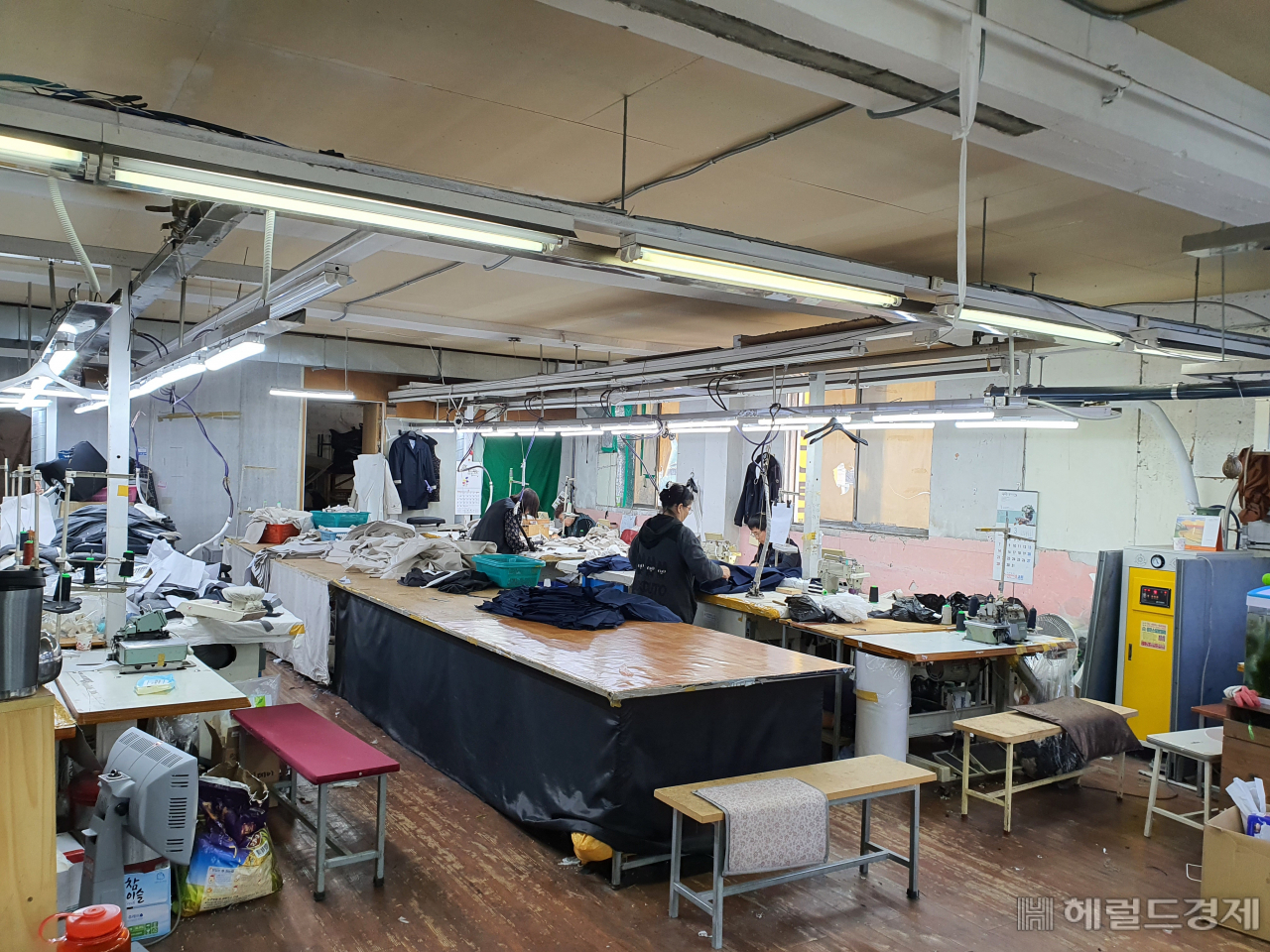 관악구 한 소규모 의류봉제 공장 전경. [관악구 제공]