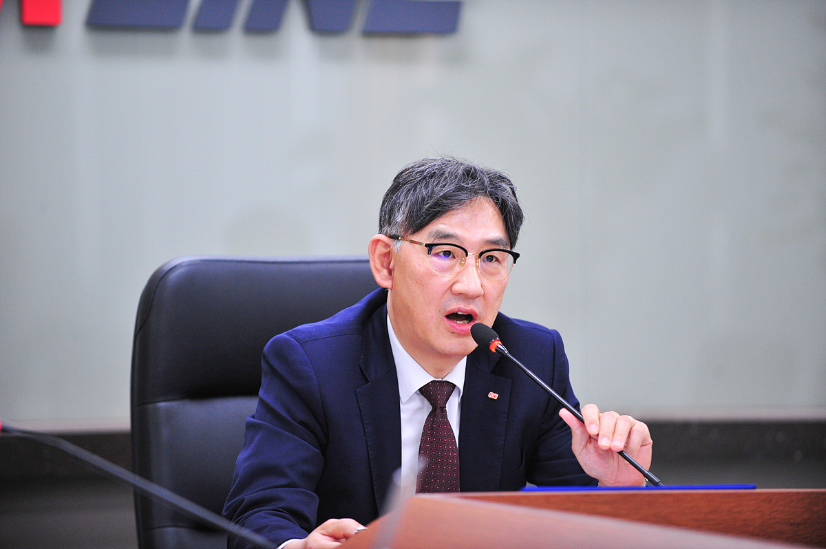 박기훈 SM상선 대표이사가 29일 온라인 기자간담회에서 향후 사업 방향을 설명하고 있다. [SM상선 제공]