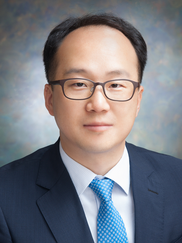 홍재근 대신증권 수석연구위원