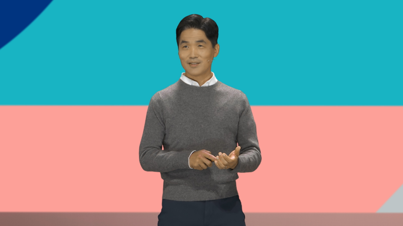 2일 ‘삼성 AI 포럼 2021’에서 기조연설을 하고 있는 삼성리서치 승현준 소장 [삼성전자 제공]