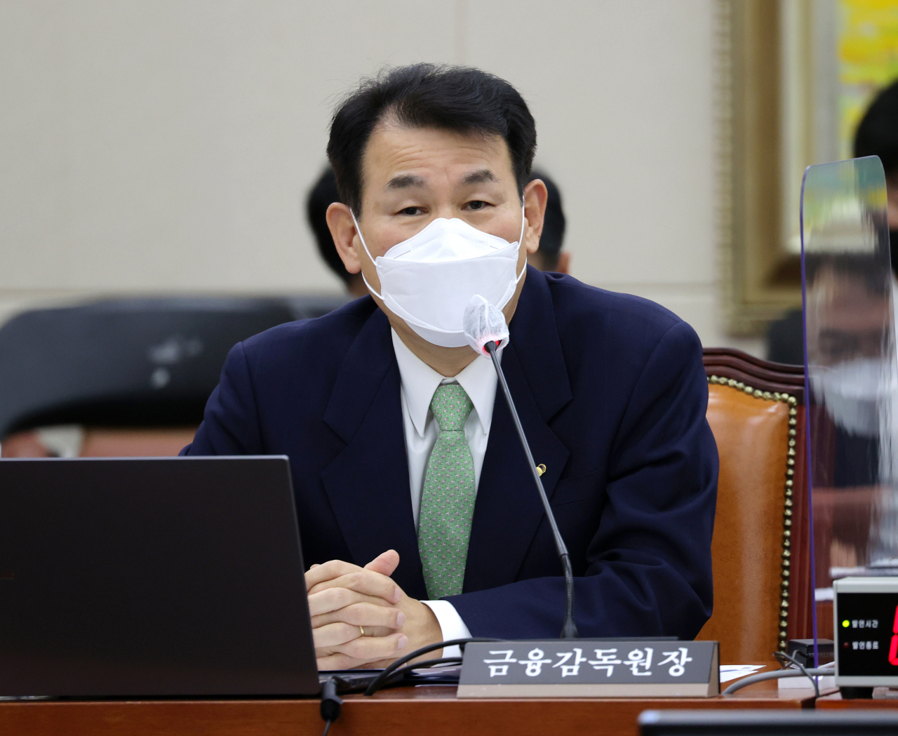 정은보 금융감독원장이 21일 서울 여의도 국회에서 열린 정무위원회의 금융위원회, 금융감독원 등에 대한 2021년도 종합국정감사에서 질의에 답변하고 있다. [연합]