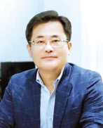 정형우 사무총장