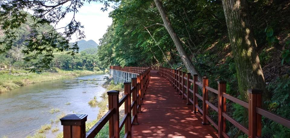 청주 옥화구곡 수변데크