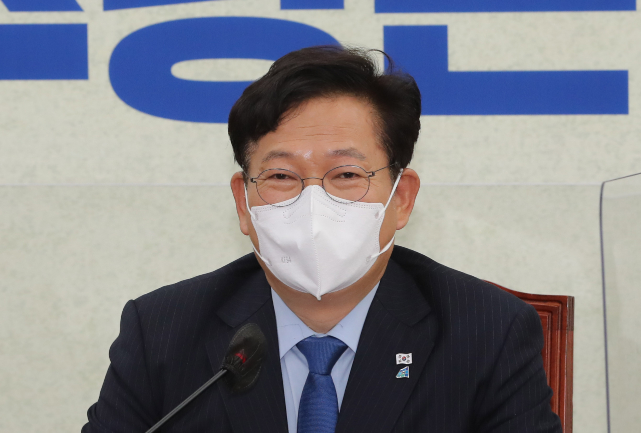 더불어민주당 송영길 대표가 5일 오전 서울 여의도 국회에서 열린 '김기현 토착·토건비리 진상규명TF 회의'에서 발언하고 있다. 연합뉴스