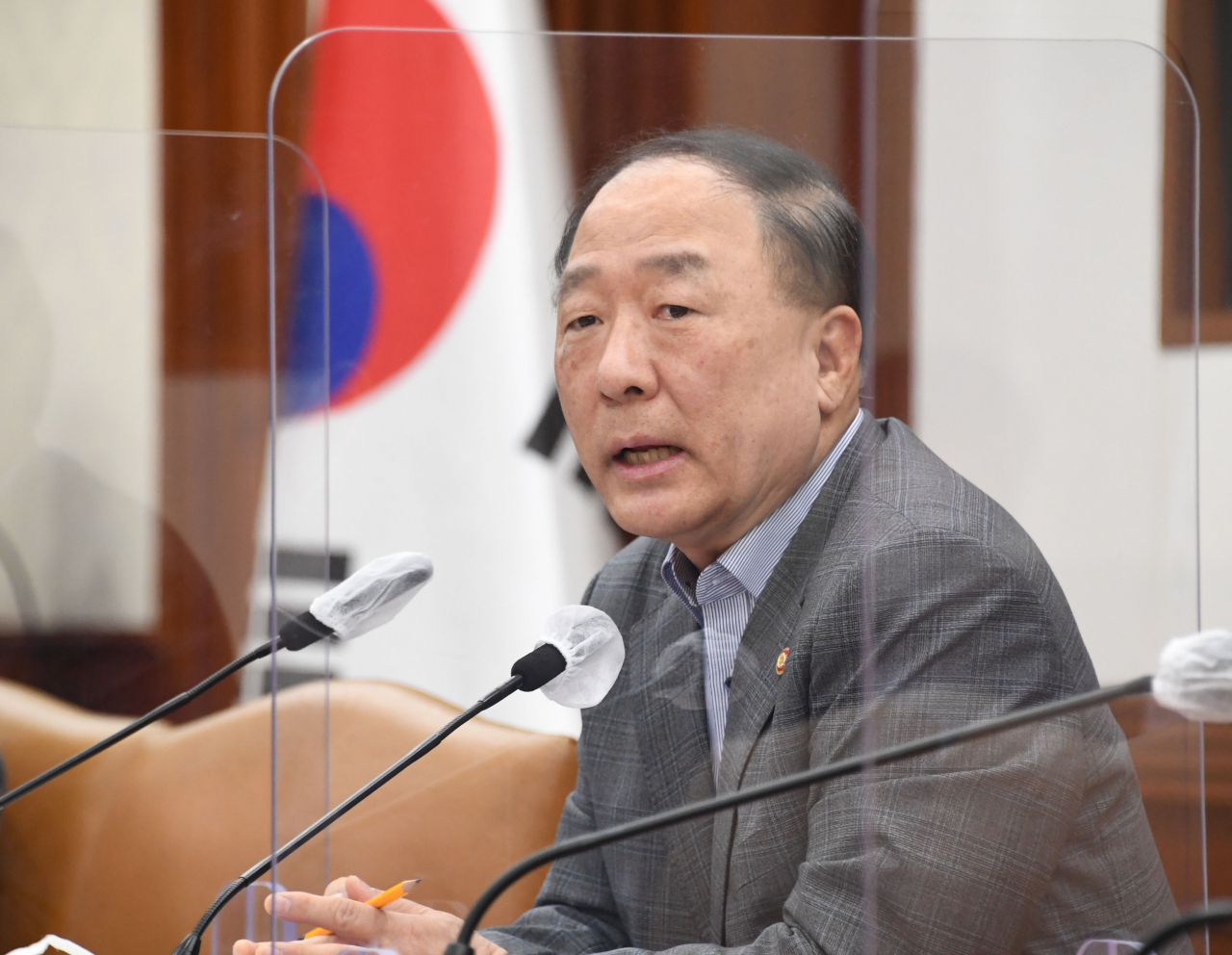 홍남기 경제부총리 겸 기획재정부 장관이 7일 서울 광화문 정부서울청사에서 열린 제2차 대외경제안보 전략회의에서 발언하고 있다. [연합]