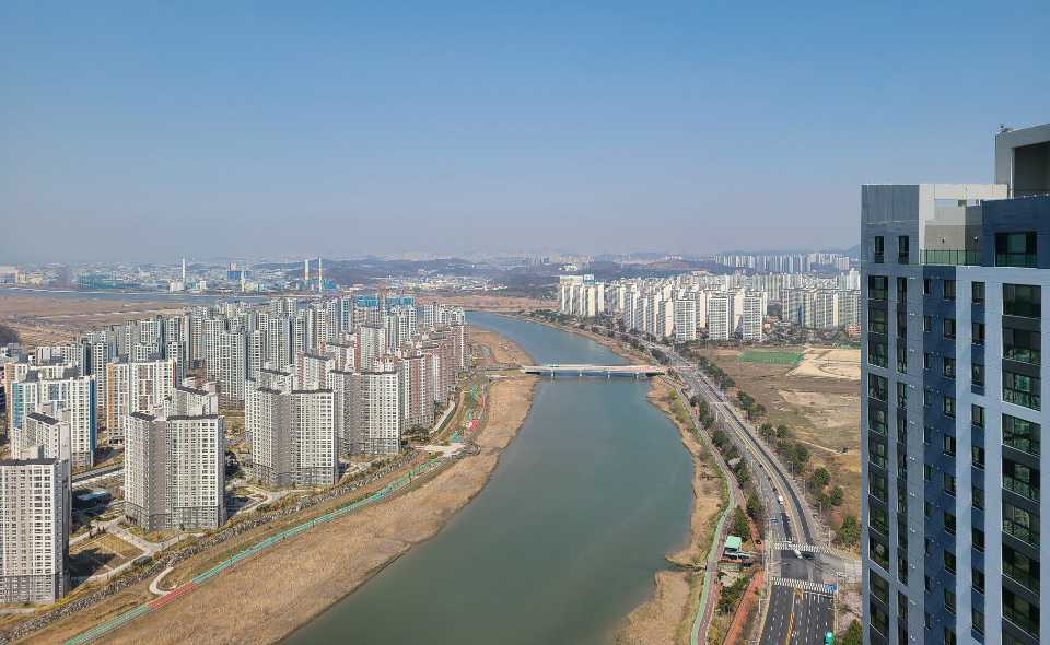 8개월 사이 1억원 ‘쑥’…아파트 중간값 경기 6억·인천 4억 코앞