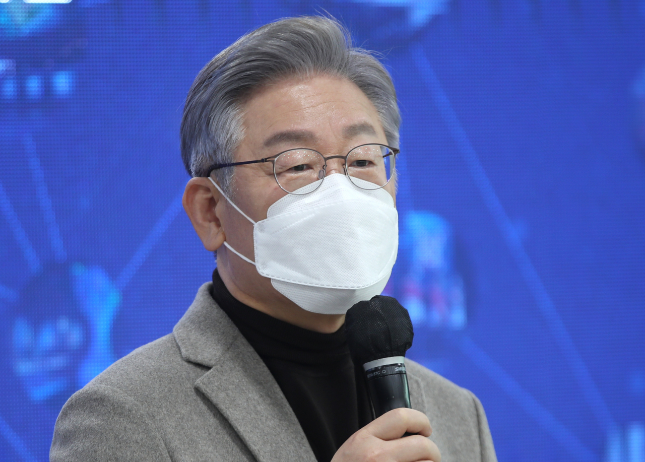 더불어민주당 이재명 대선 후보가 15일 오전 국회 의원회관에서 열린 'e스포츠 발전을 위한 국회의원 모임 창립총회'에서 인사말을 하고 있다. [연합]