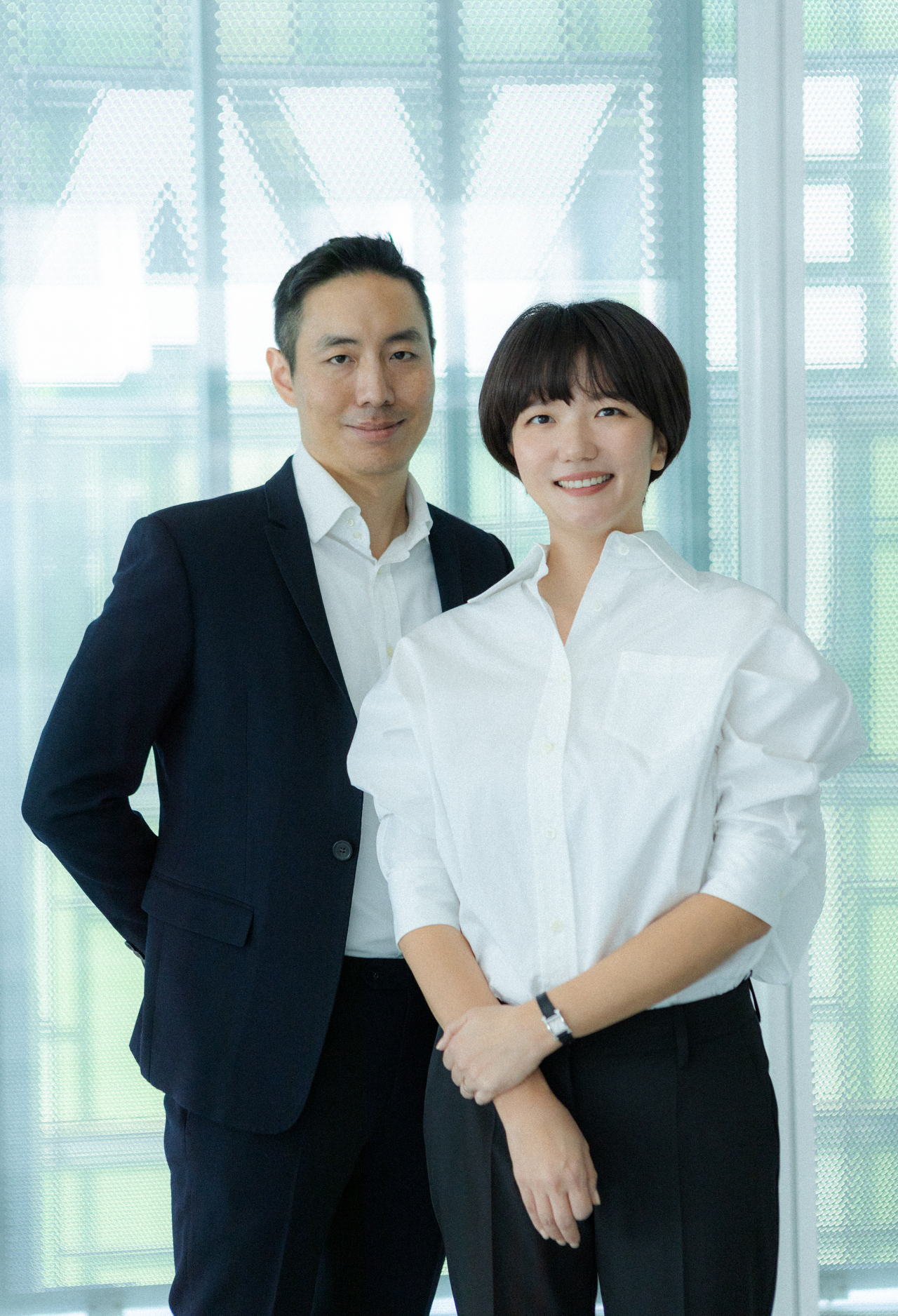 최수연 네이버 CEO 내정자(오른쪽), 김남선 네이버 CFO 내정자(왼쪽) [네이버 제공]