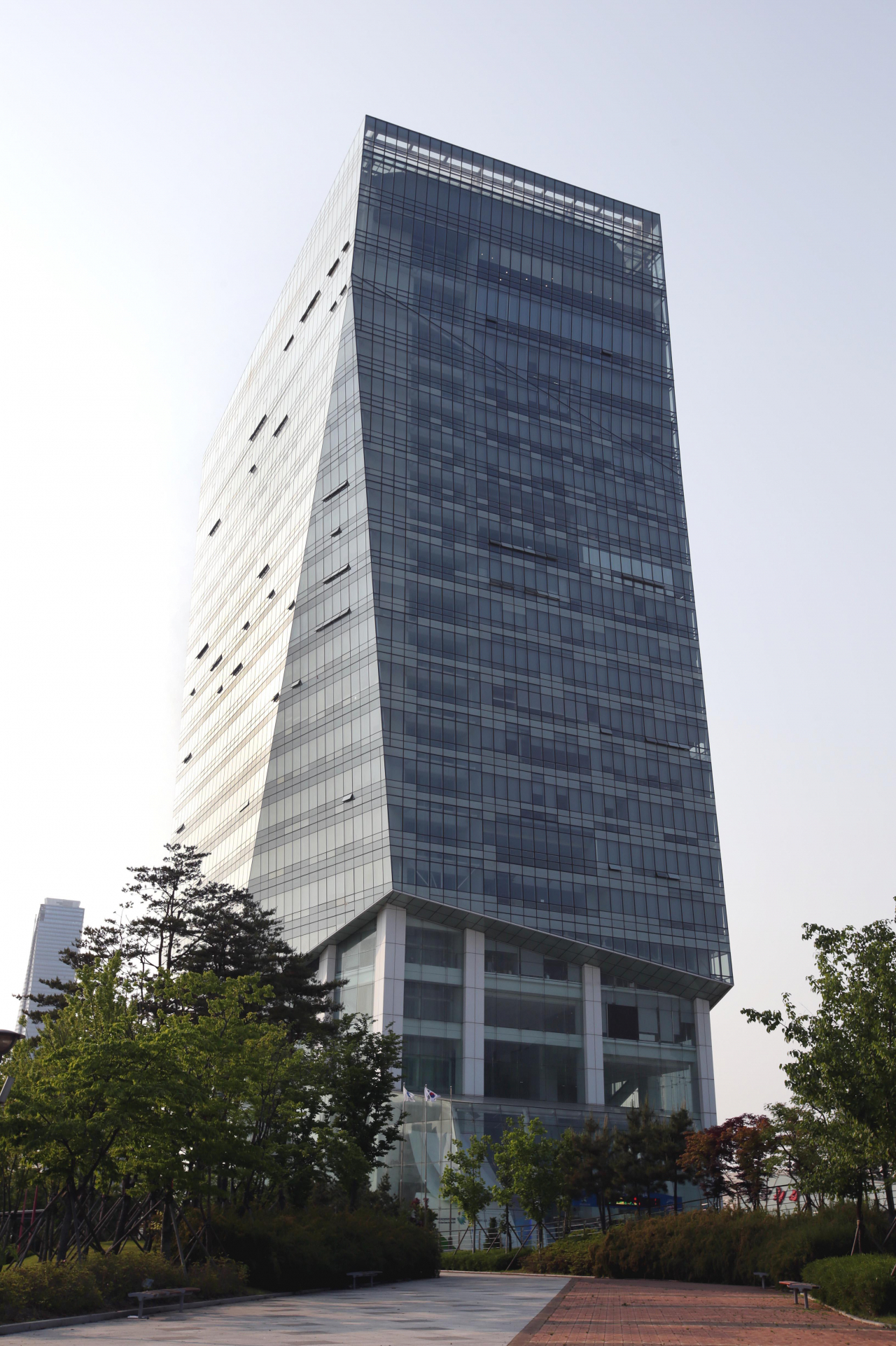 인천테크노파크(인천TP)가 위치한 미추홀타워