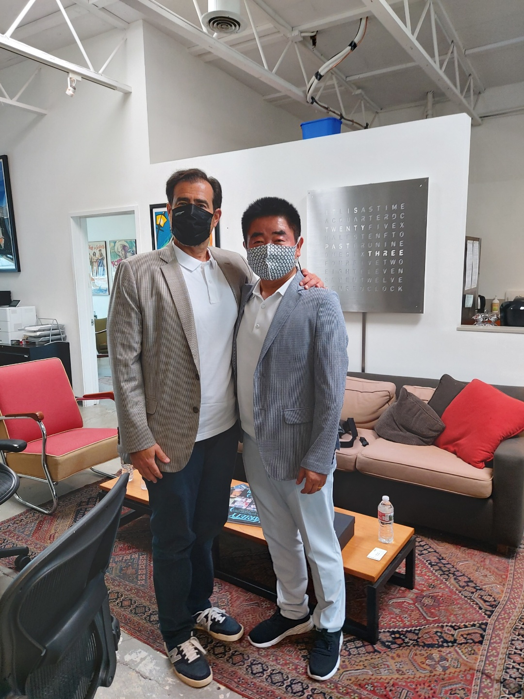 다크캐슬 엔터 할사도프 대표와 스토리TV 유철용 공동대표