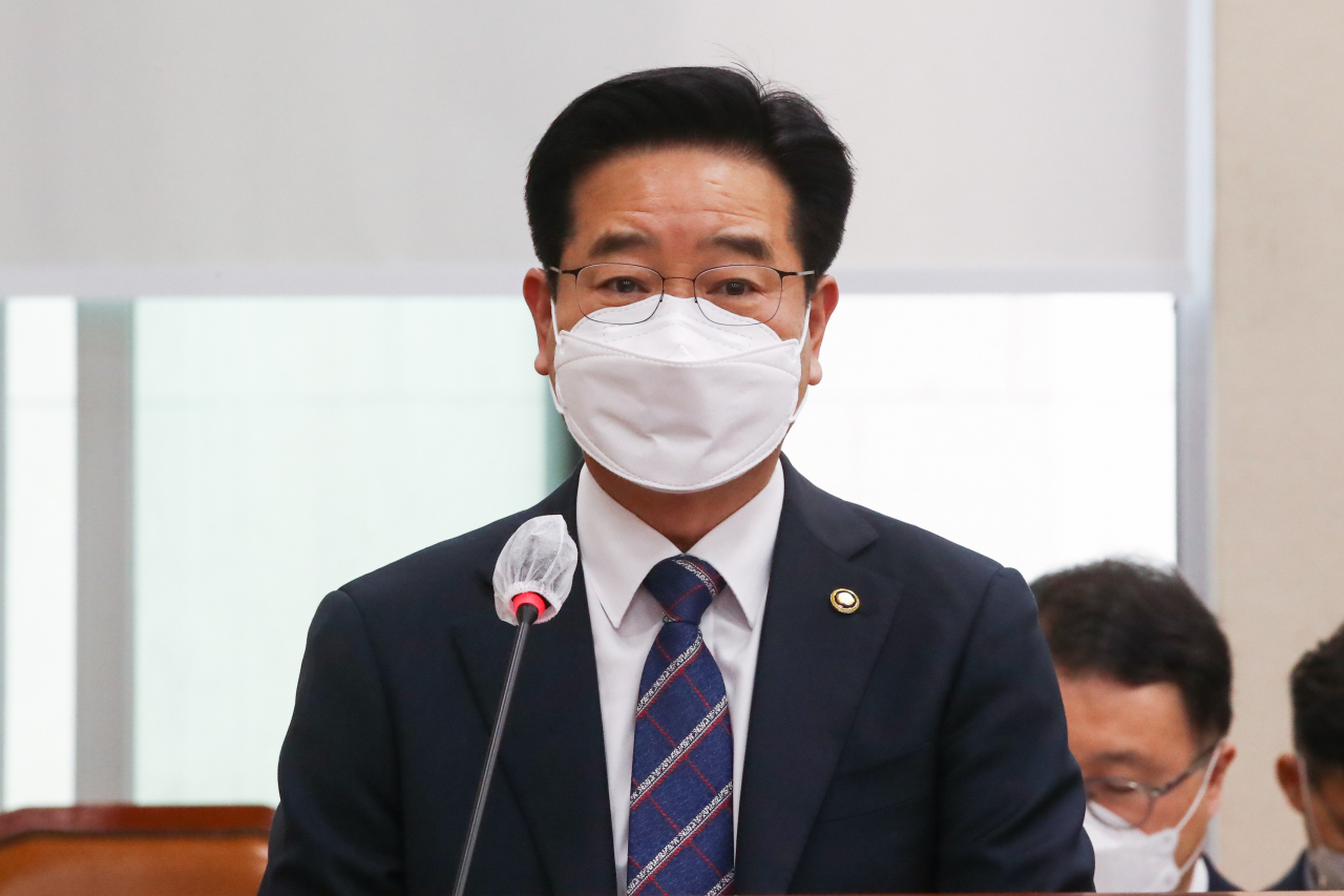 김창룡 경찰청장이 지난 15일 오후 국회에서 열린 행정안전위원회 전체회의에서 발언하고 있다. [연합]