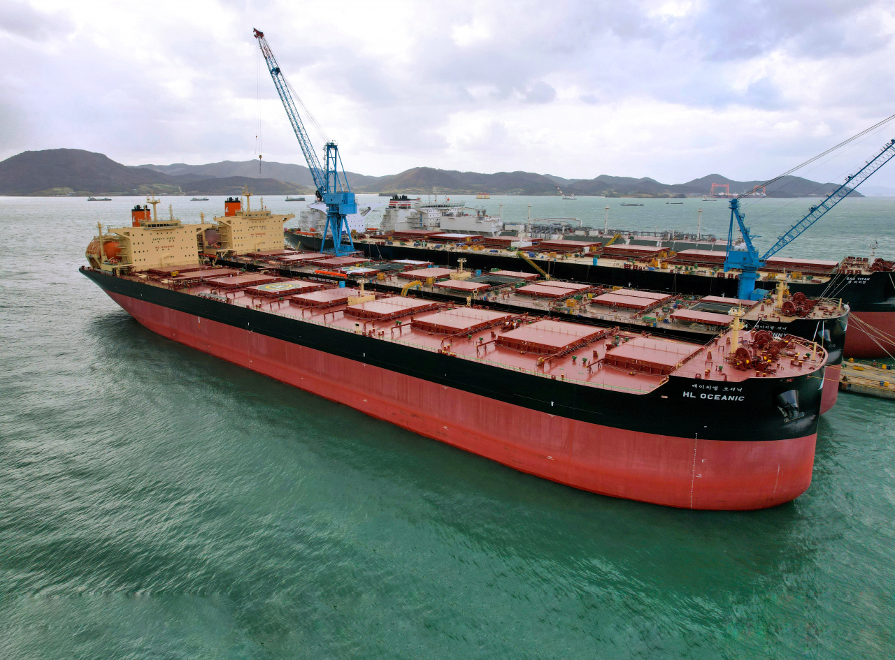 현대제철이 해외 원료 운송에 LNG 추진선을 처음으로 투입한다. '에이치엘 오셔닉호(HL Oceanic)'[현대제철]