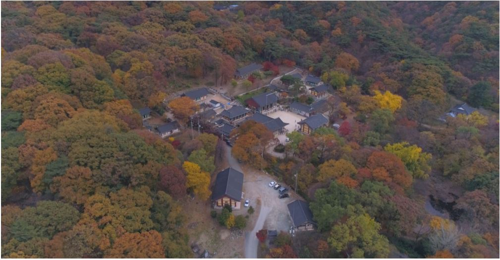 계룡산 산사 모습