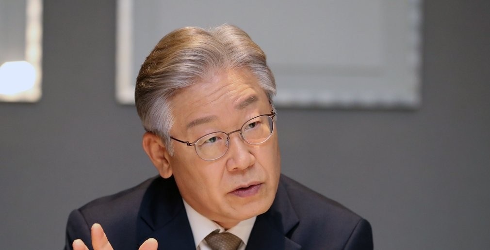 Lee Jae-myung, former Gyeonggi Governor and one of the top contenders for the nation's presidential election next March. (Yonhap)