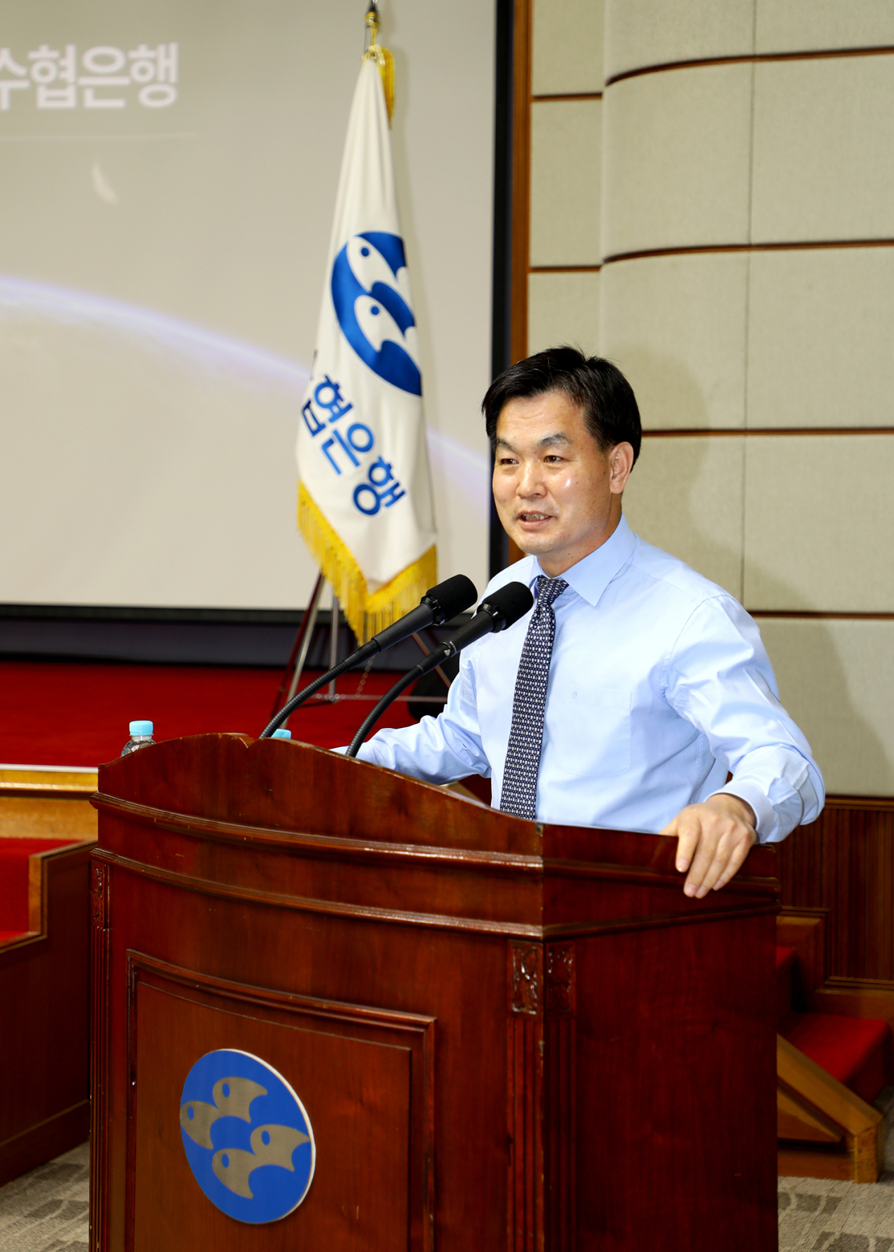‘2021년 제4차 Sh수협은행 경영전략회의’를 주재하는 김진균 수협은행장.[Sh수협은행 제공]