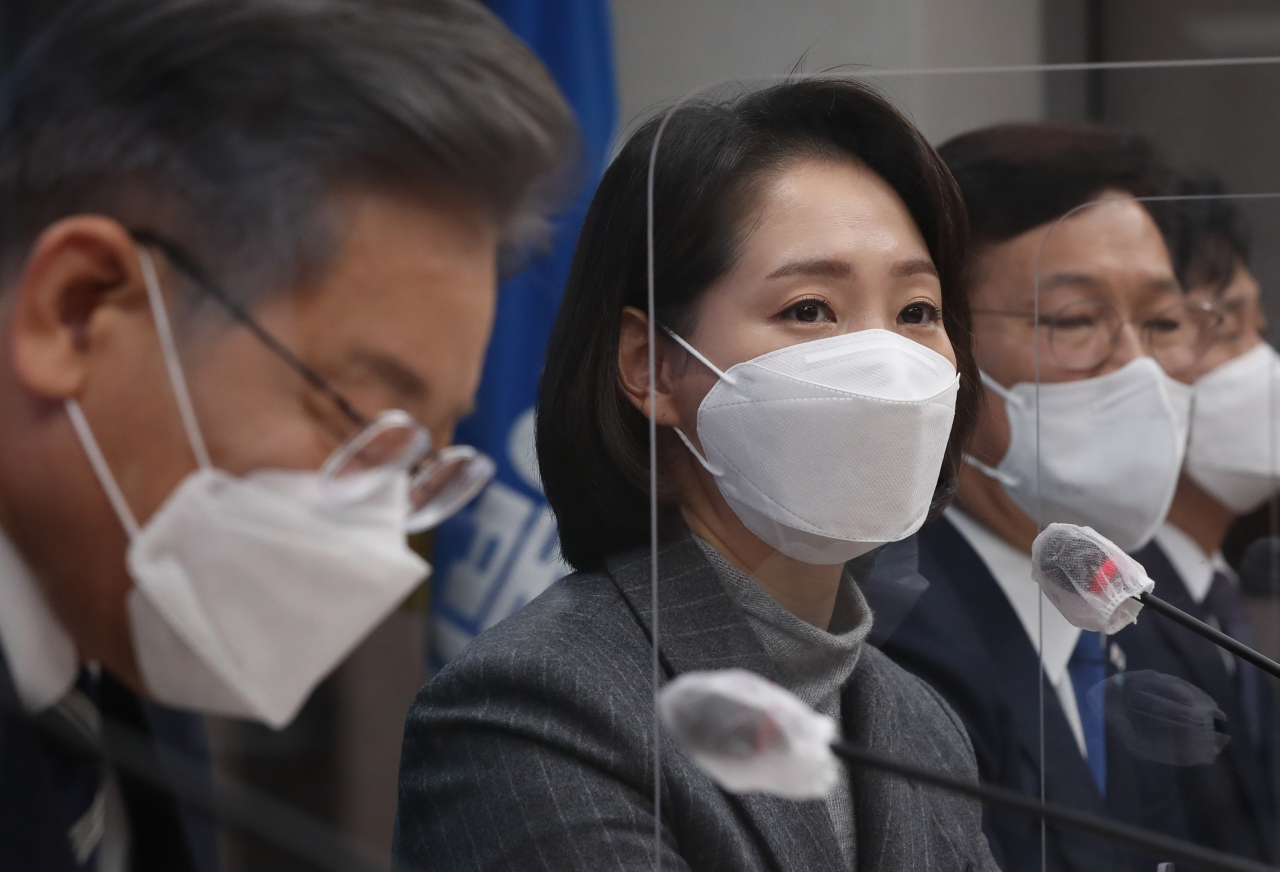조동연 신임 공동상임선대위원장이 지난달 30일 서울 여의도 중앙당사 브리핑룸에서 열린 공동상임선대위원장 인선 발표 기자간담회에서 취재진의 질문에 답하고 있다. [국회사진기자단]