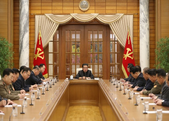 북한 노동당 기관지 노동신문은 2일 전날 김정은 국무위원장 주재로 열린 당 중앙위원회 정치국회의에서 이달 하순 당 전원회의를 열기로 결정했다고 보도했다. [헤럴드DB]