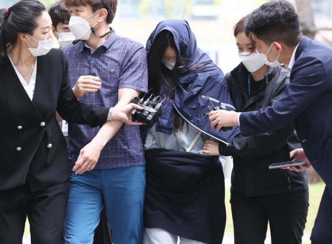 음주운전으로 사망 사고를 낸 운전자 A(30)씨가 지난 5월 25일 오전 서울동부지방법원에서 열린 구속 전 피의자 심문(영장실질심사)에 출석하고 있다. [연합]