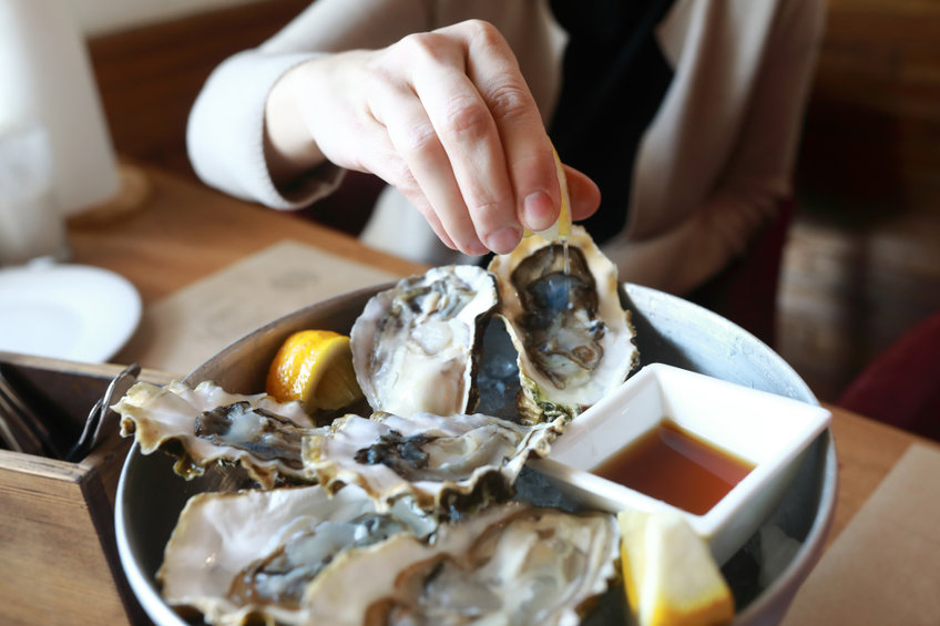 제철이라 맛있는 굴, 잘못하면 겨울 식중독 [식탐]