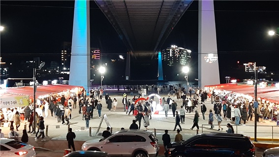 여수 낭만포차거리. [여수시 제공]