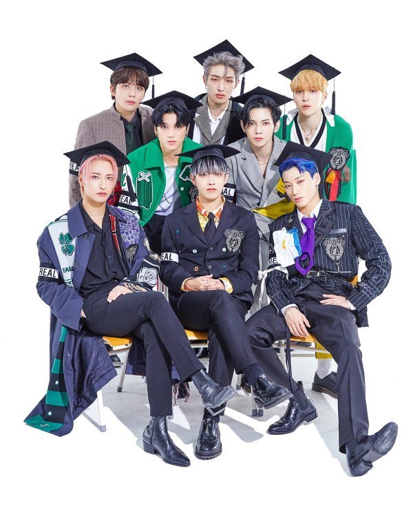 Ateez returns to wrap up “Fever” series - The Korea Herald