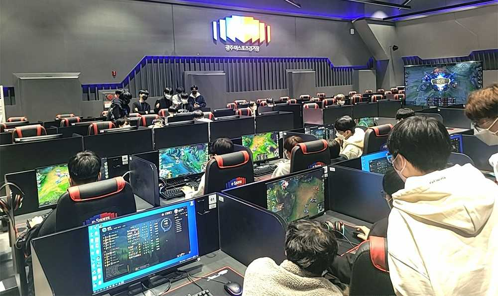 광주이스포츠교육원(원장 정연철 호남대 e스포츠산업학과 교수)은 지난 10~12일 지역 중·고등학생을 대상으로 리그오브레전드 프로그램 운영 후 ‘청소년 부트캠프’ 수료식을 가졌다.