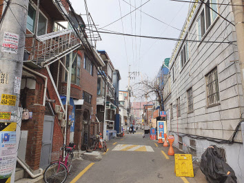 최근 골목길도시재생사업에서 해제된 광진구 자양4동 2구역 내 모습. 서울시 신통기획에 주민동의율 약 55%를 모아 신청한 상태다. 이민경 기자