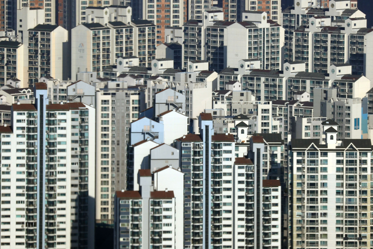 서울 여의도 63스퀘어에서 바라본 서울 아파트의 모습. [연합]