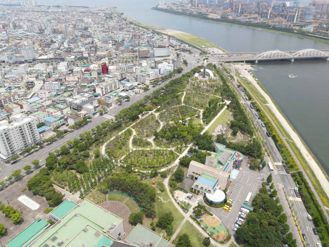 포항 해도동 미세먼지 차단 숲 모습.[경북도 제공]