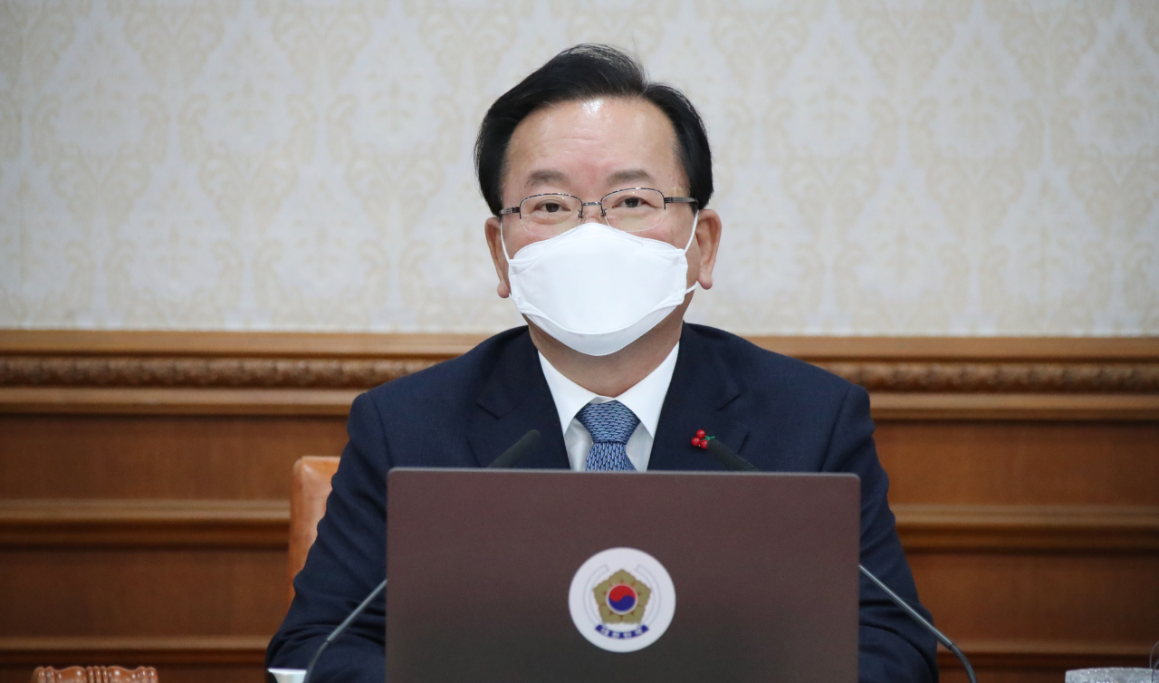 김부겸 국무총리가 14일 정부서울청사에서 열린 제54회 국무회의를 주재하고 있다. [연합]